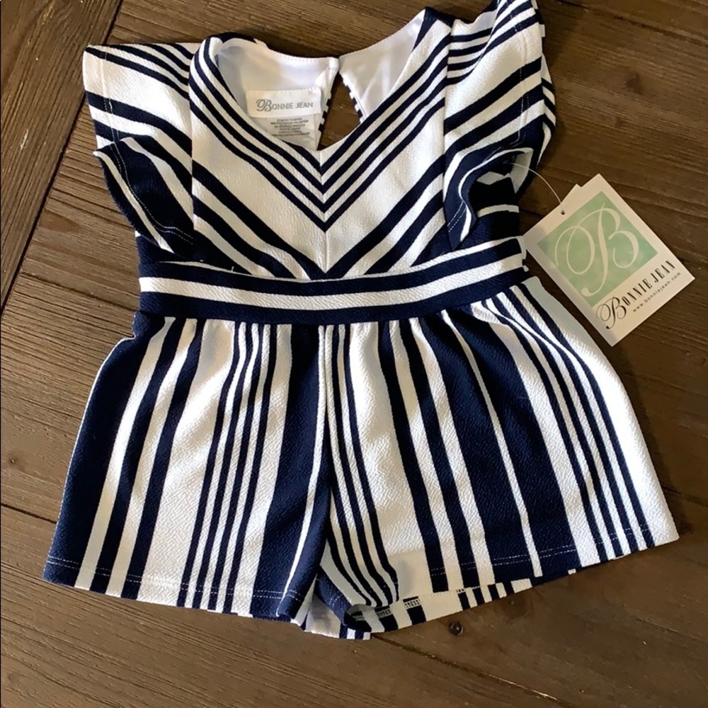 NWT Super cute 2T romper